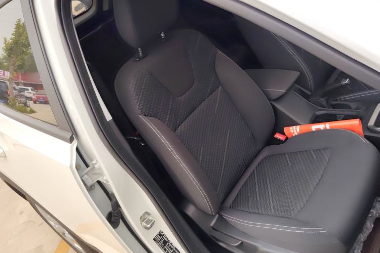 Used Wuling Alvez 2022 1.5L Manual Free-Style Model Right Front Seat