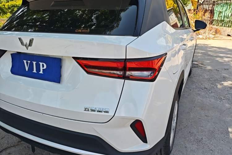 Used Wuling Alvez 2022 1.5L Manual Free-Style Model Right Rear Taillight