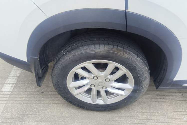 Used Wuling Alvez 2022 1.5L CVT Comfort Edition Right Rear Wheel Hub