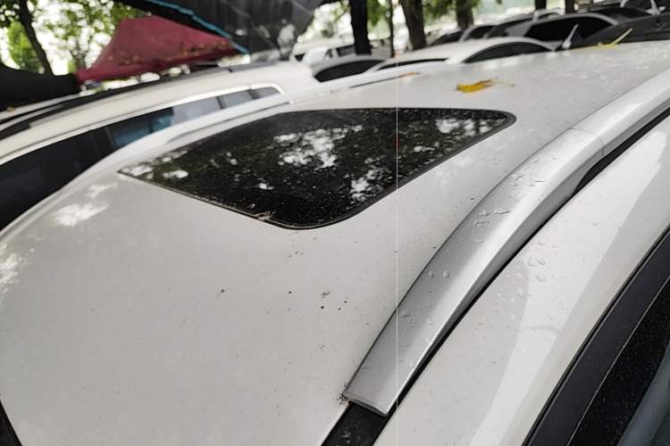 Used Wuling Alvez 2022 1.5L Manual Comfort Version Roof