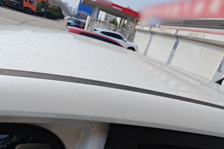 Used Wuling Alvez 2022 1.5L Manual Free-Style Model Roof