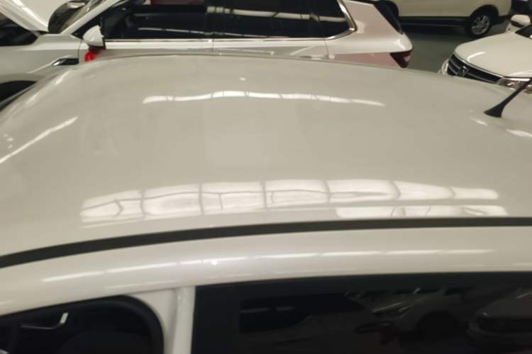 Used Wuling Alvez 2022 1.5L Manual Free-Style Model Roof