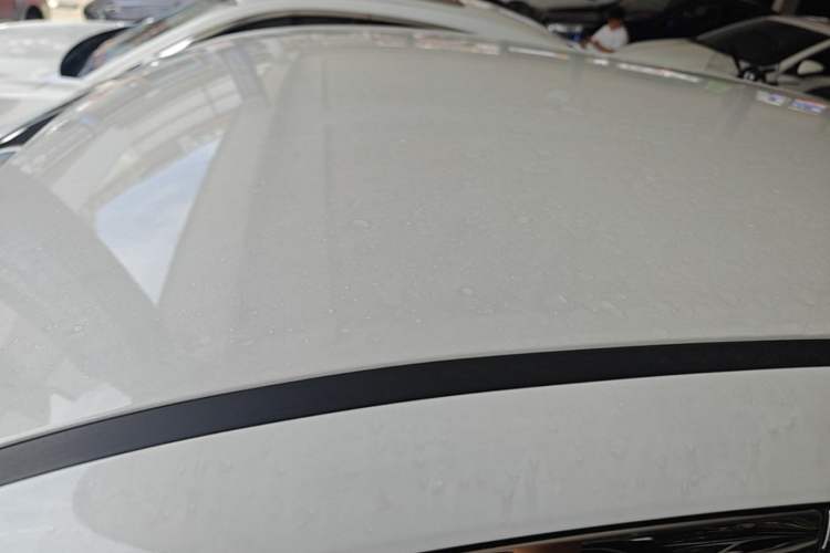 Used Wuling Alvez 2022 1.5L Manual Free-Style Model Roof
