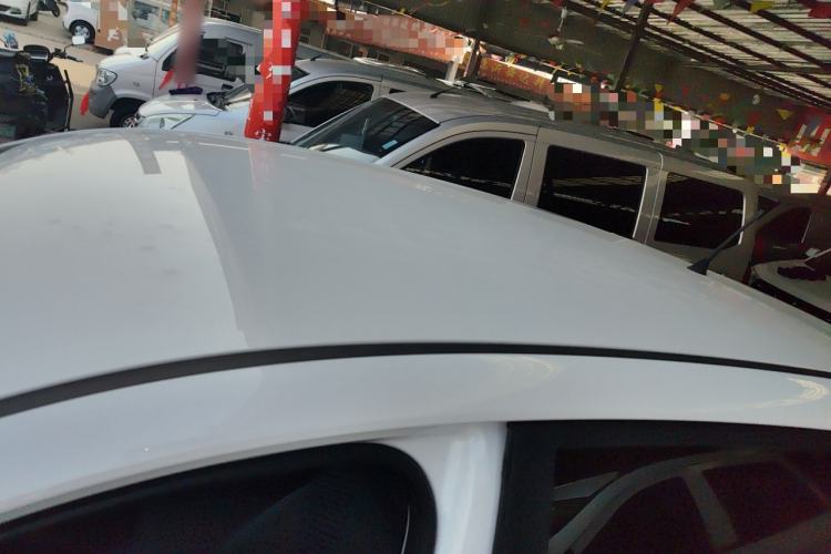 Used Wuling Alvez 2022 1.5L Manual Free-Style Model Roof
