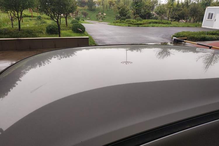 Used Wuling Alvez 2022 1.5L Manual Free-Style Model Roof