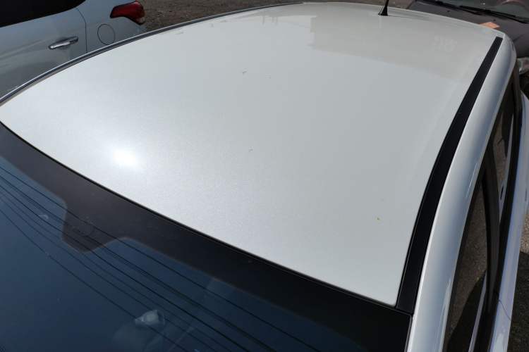 Used Wuling Alvez 2022 1.5L Manual Free-Style Model Roof