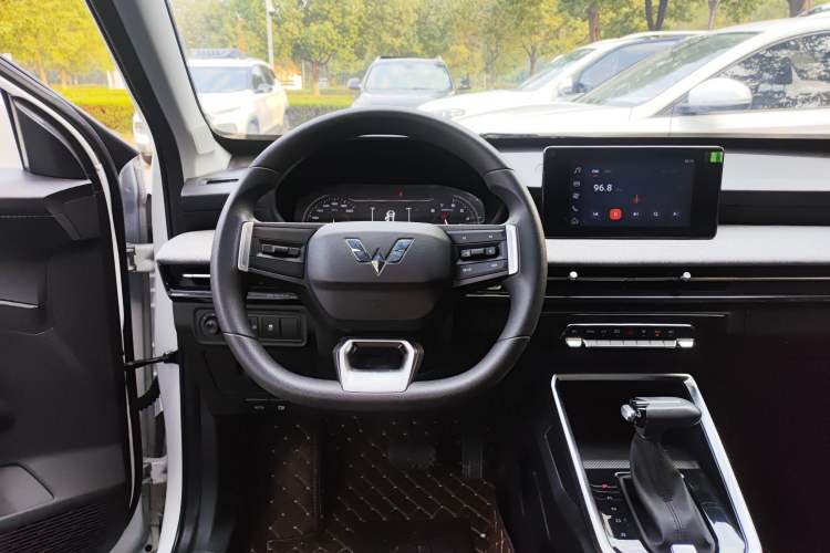 Used Wuling Alvez 2022 1.5L CVT Comfort Edition Steering Wheel