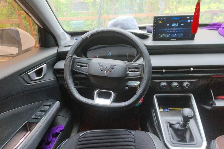 Used Wuling Alvez 2022 1.5L Manual Free-Style Model Steering Wheel