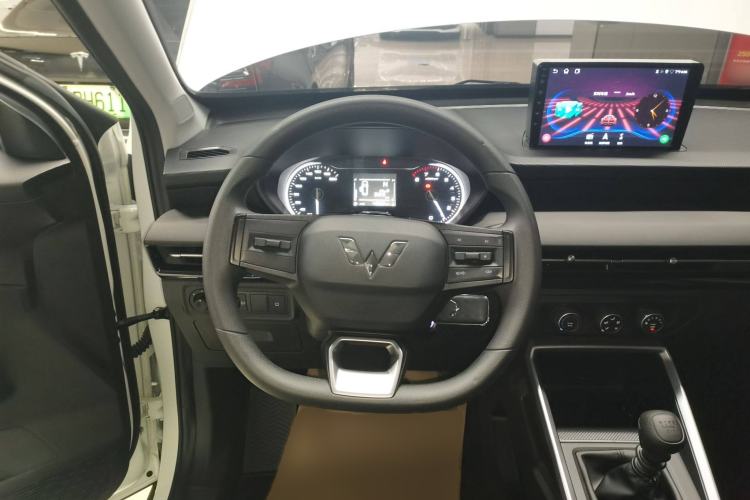 Used Wuling Alvez 2022 1.5L Manual Free-Style Model Steering Wheel
