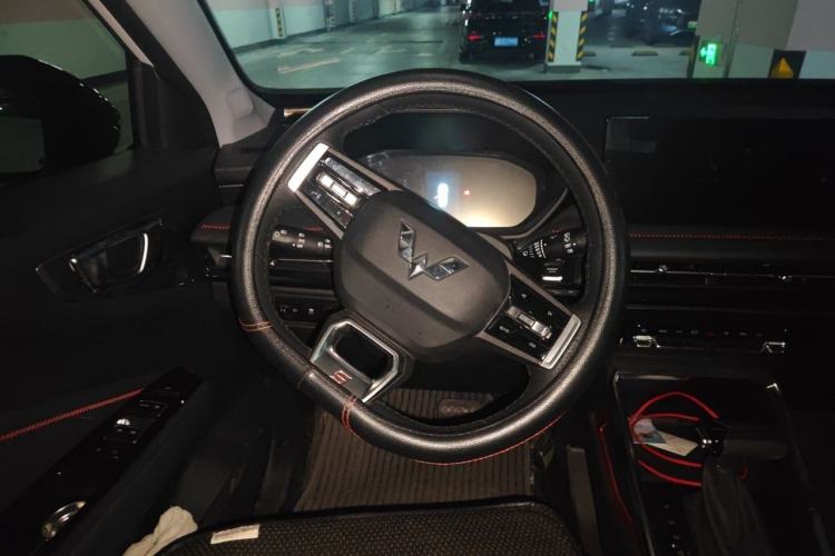 Used Wuling Alvez 2022 1.5T CVT Trendy & Cool Edition Steering Wheel