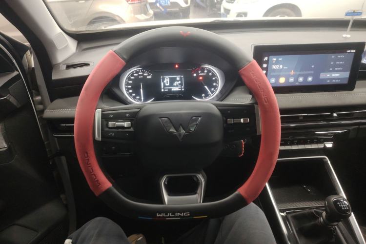 Used Wuling Alvez 2022 1.5L Manual Comfort Version Steering Wheel