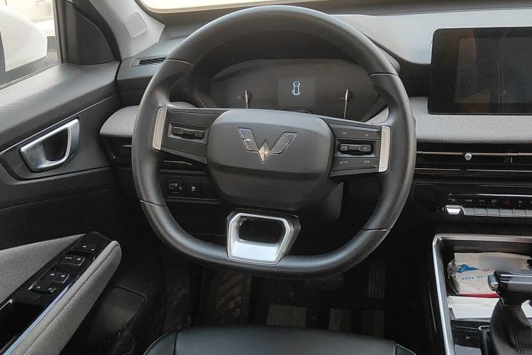 Used Wuling Alvez 2022 1.5L CVT Comfort Edition Steering Wheel