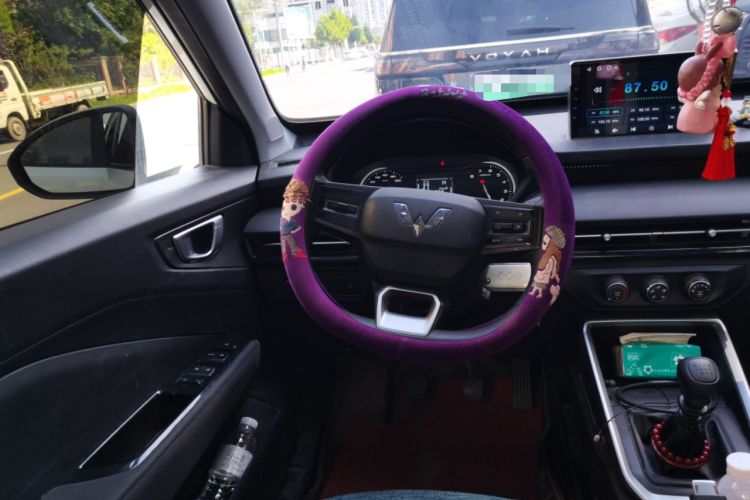 Used Wuling Alvez 2022 1.5L Manual Free-Style Model Steering Wheel