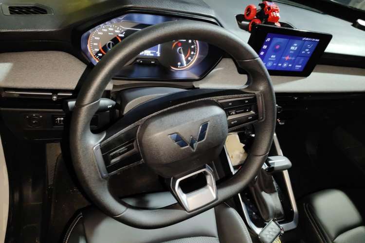 Used Wuling Alvez 2022 1.5L CVT Comfort Edition Steering Wheel
