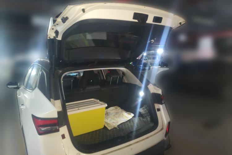 Used Wuling Alvez 2022 1.5T CVT Trendy & Cool Edition Trunk