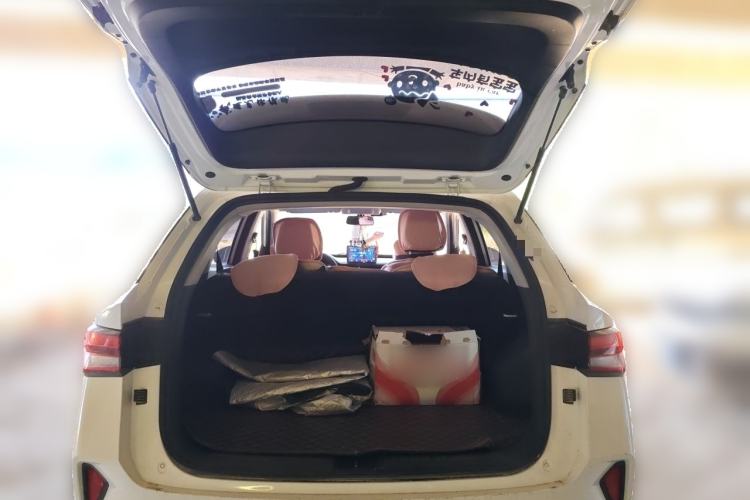 Used Wuling Alvez 2022 1.5L Manual Free-Style Model Trunk