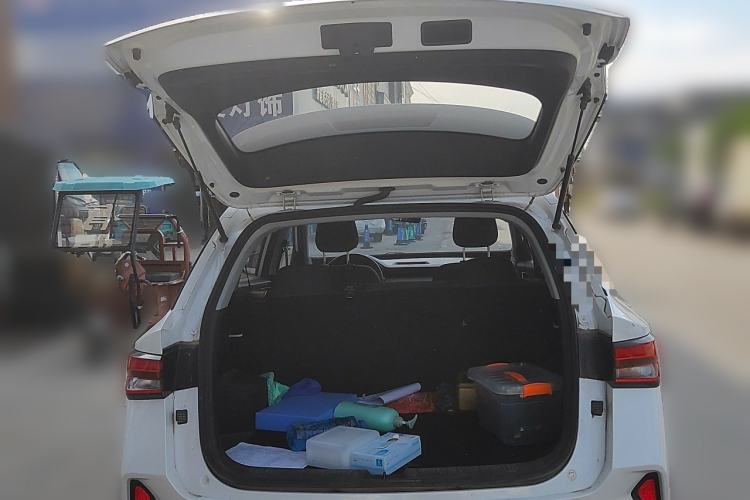 Used Wuling Alvez 2022 1.5L Manual Free-Style Model Trunk