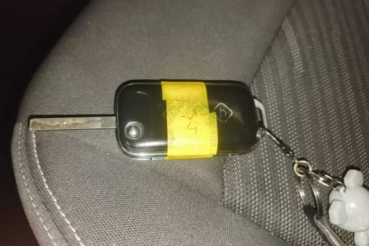 Used Wuling Alvez 2022 1.5L Manual Free-Style Model Vehicle Key