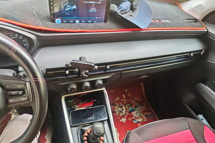Used Wuling Alvez 2022 1.5L Manual Free-Style Model Audio And AC Panel