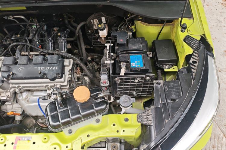 Used Wuling Alvez 2022 1.5L Manual Free-Style Model Engine Bay Left