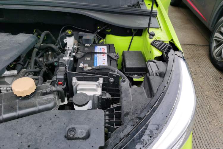 Used Wuling Alvez 2022 1.5T CVT Trendy & Cool Edition Engine Bay Left