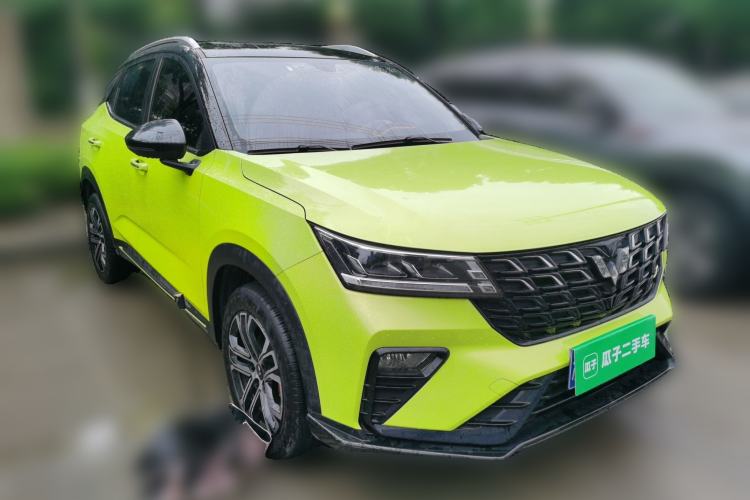 Used Wuling Alvez 2022 1.5T CVT Trendy & Cool Edition Front Right 45 Deg