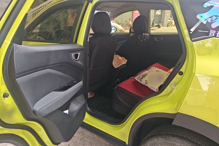 Used Wuling Alvez 2022 1.5L Manual Free-Style Model Left Rear Seat