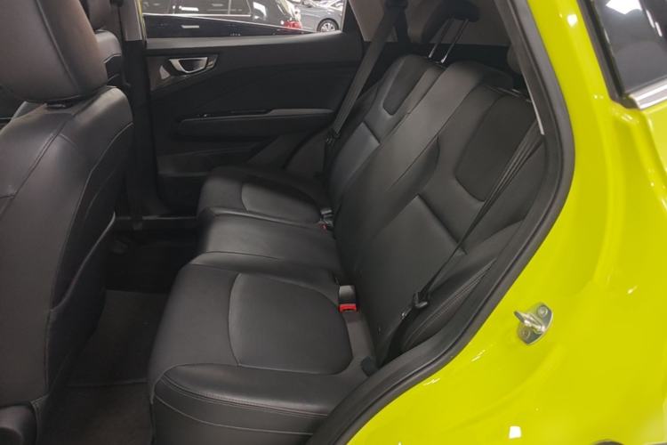 Used Wuling Alvez 2022 1.5L CVT Comfort Edition Left Rear Seat