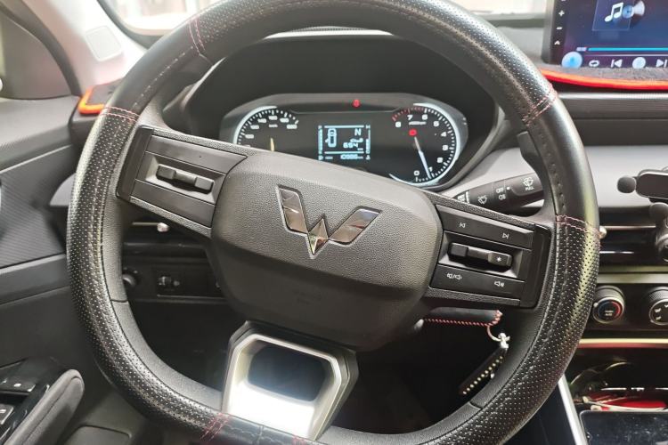 Used Wuling Alvez 2022 1.5L Manual Free-Style Model Steering Wheel