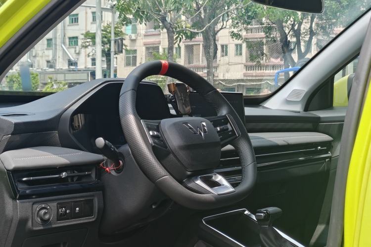 Used Wuling Alvez 2022 1.5L CVT Comfort Edition Steering Wheel
