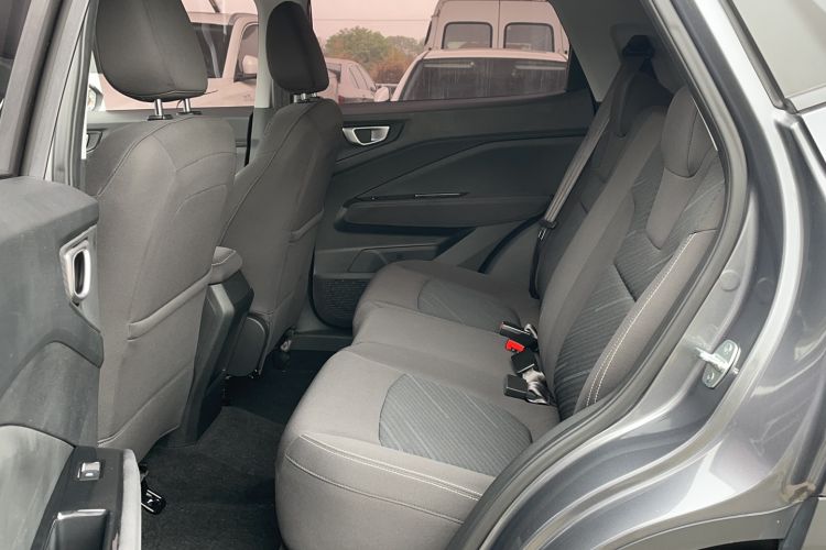 Used Wuling Alvez 2023 1.5L CVT Comfort Edition Interior 1