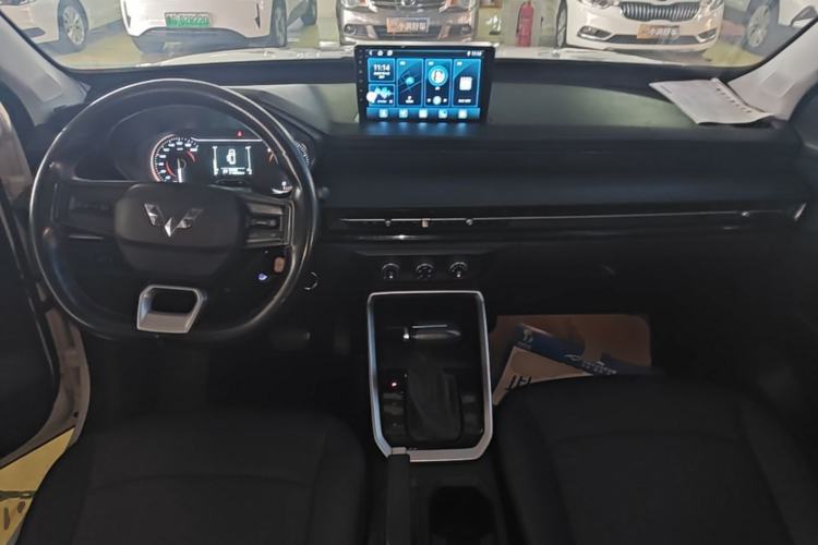 Used Wuling Alvez 2023 1.5L CVT Comfort Edition Center Console
