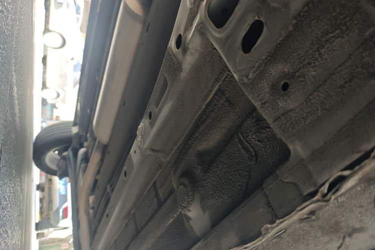 Used Wuling Alvez 2023 1.5L CVT Comfort Edition Chassis Front Left