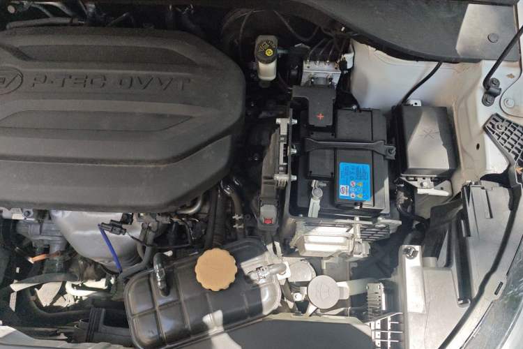 Used Wuling Alvez 2023 1.5L CVT Comfort Edition Engine Bay Left