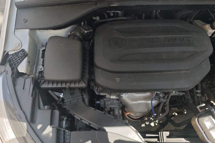 Used Wuling Alvez 2023 1.5L CVT Comfort Edition Engine Bay Right