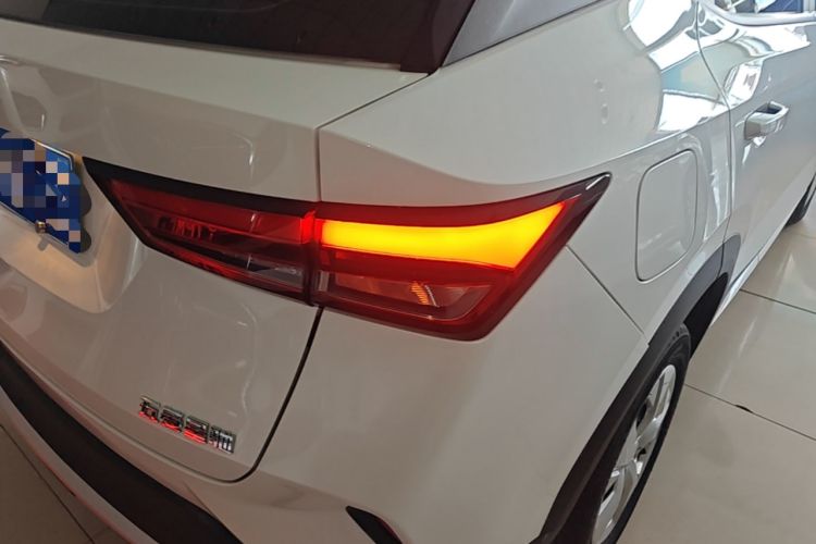 Used Wuling Alvez 2023 1.5L CVT Comfort Edition Exterior 3