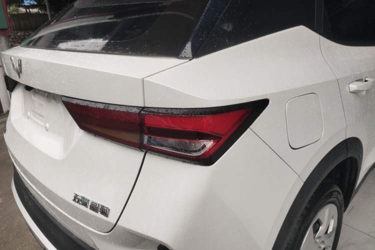 Used Wuling Alvez 2023 1.5L CVT Comfort Edition Exterior 6