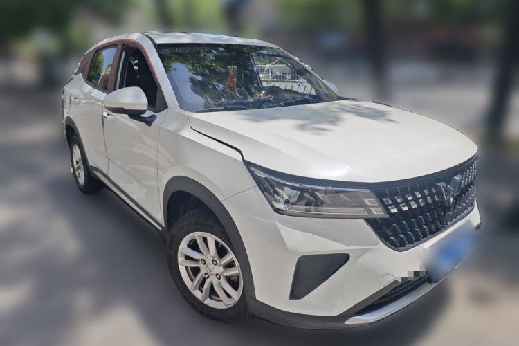 Used Wuling Alvez 2023 1.5L CVT Comfort Edition Front Right 45 Deg