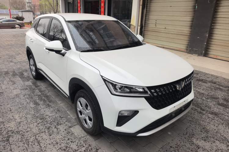 Used Wuling Alvez 2023 1.5L CVT Comfort Edition Front Right 45 Deg