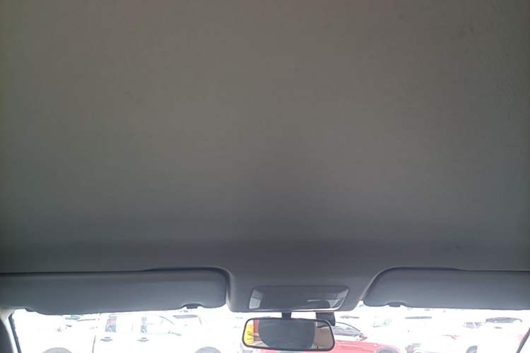 Used Wuling Alvez 2023 1.5L CVT Comfort Edition Headliner