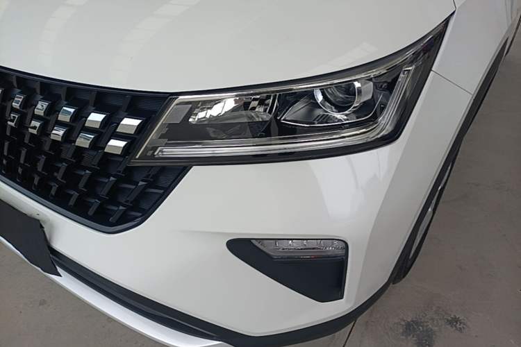 Used Wuling Alvez 2023 1.5L CVT Comfort Edition Left Front Headlight
