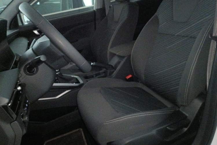 Used Wuling Alvez 2023 1.5L CVT Comfort Edition Left Front Seat