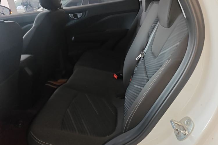 Used Wuling Alvez 2023 1.5L CVT Comfort Edition Left Rear Seat