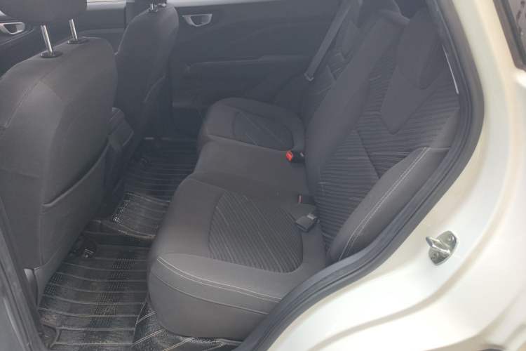 Used Wuling Alvez 2023 1.5L CVT Comfort Edition Left Rear Seat