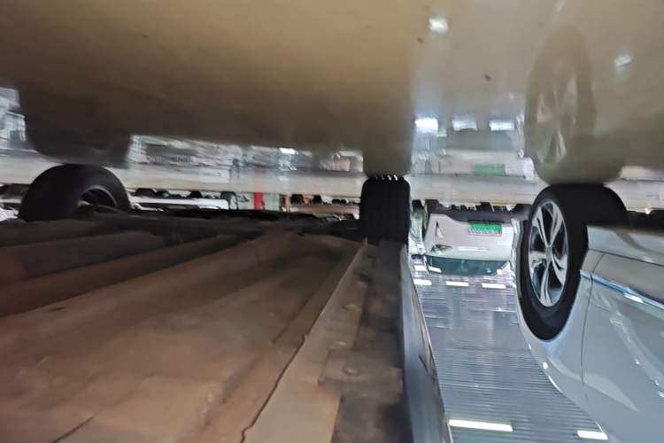Used Wuling Alvez 2023 1.5L CVT Comfort Edition Left Side Sill