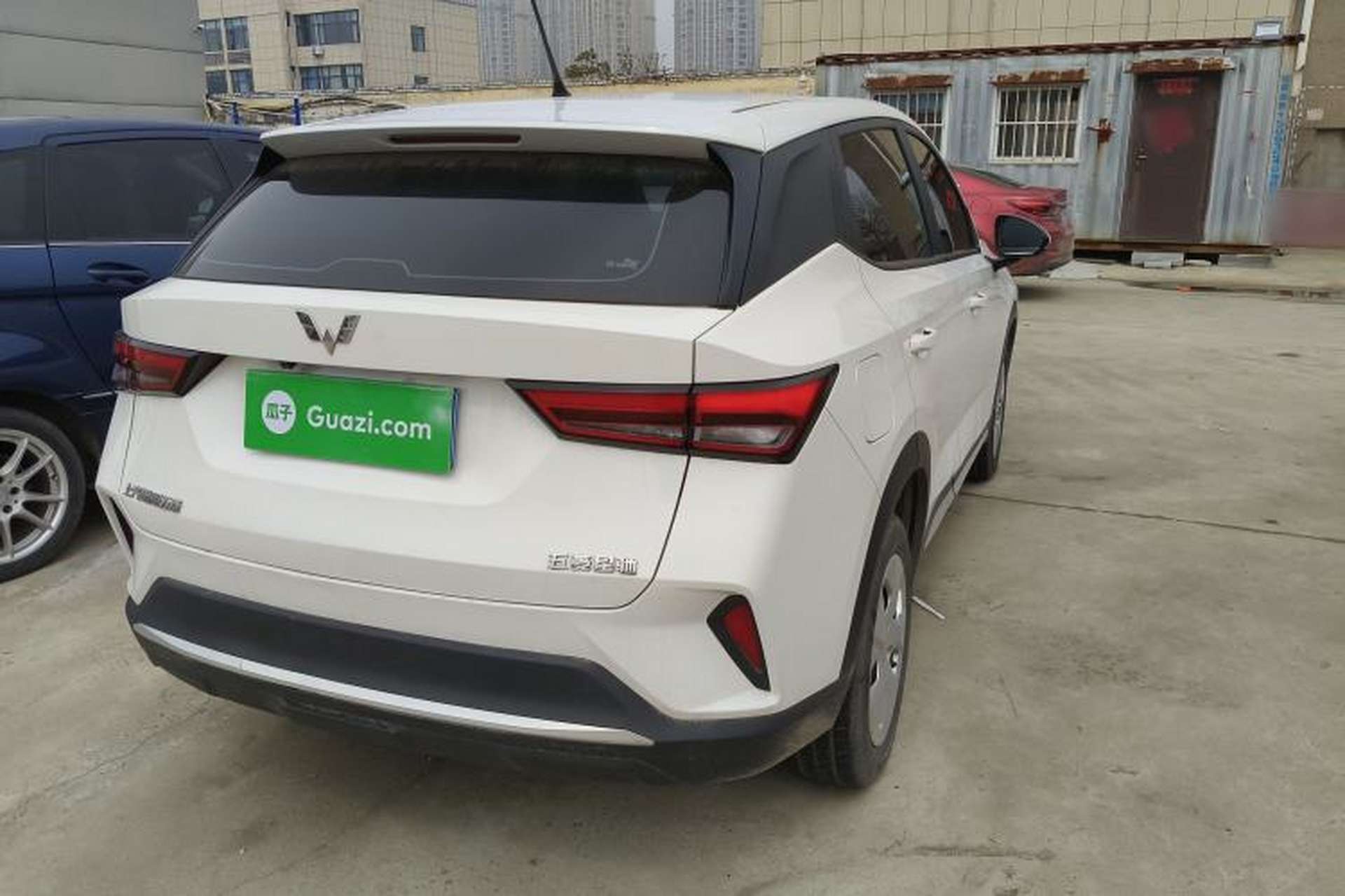 Used Wuling Alvez 2023 1.5L CVT Comfort Edition Rear Right 45 Deg