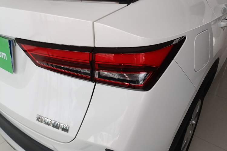 Used Wuling Alvez 2023 1.5L CVT Comfort Edition Right Rear Taillight
