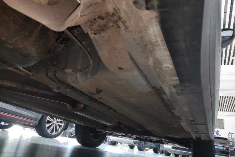 Used Wuling Alvez 2023 1.5L CVT Comfort Edition Right Side Sill