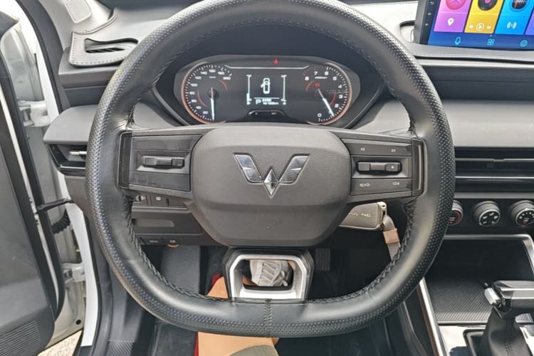 Used Wuling Alvez 2023 1.5L CVT Comfort Edition Steering Wheel