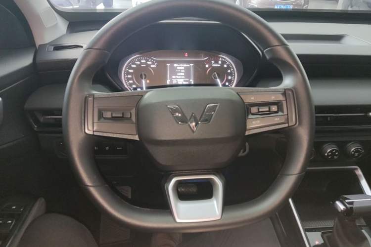Used Wuling Alvez 2023 1.5L CVT Comfort Edition Steering Wheel